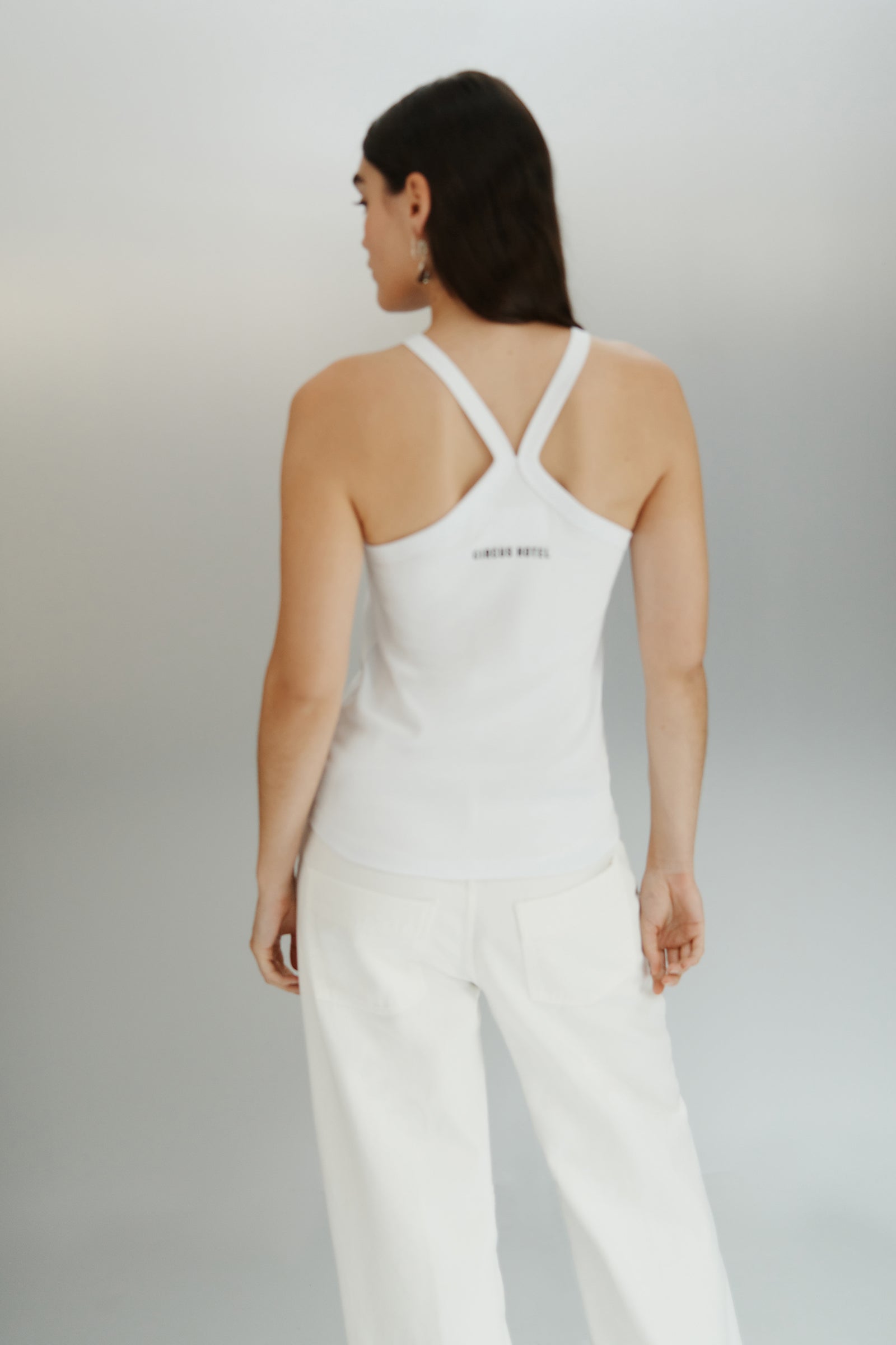 LONG NECKLINE TOP