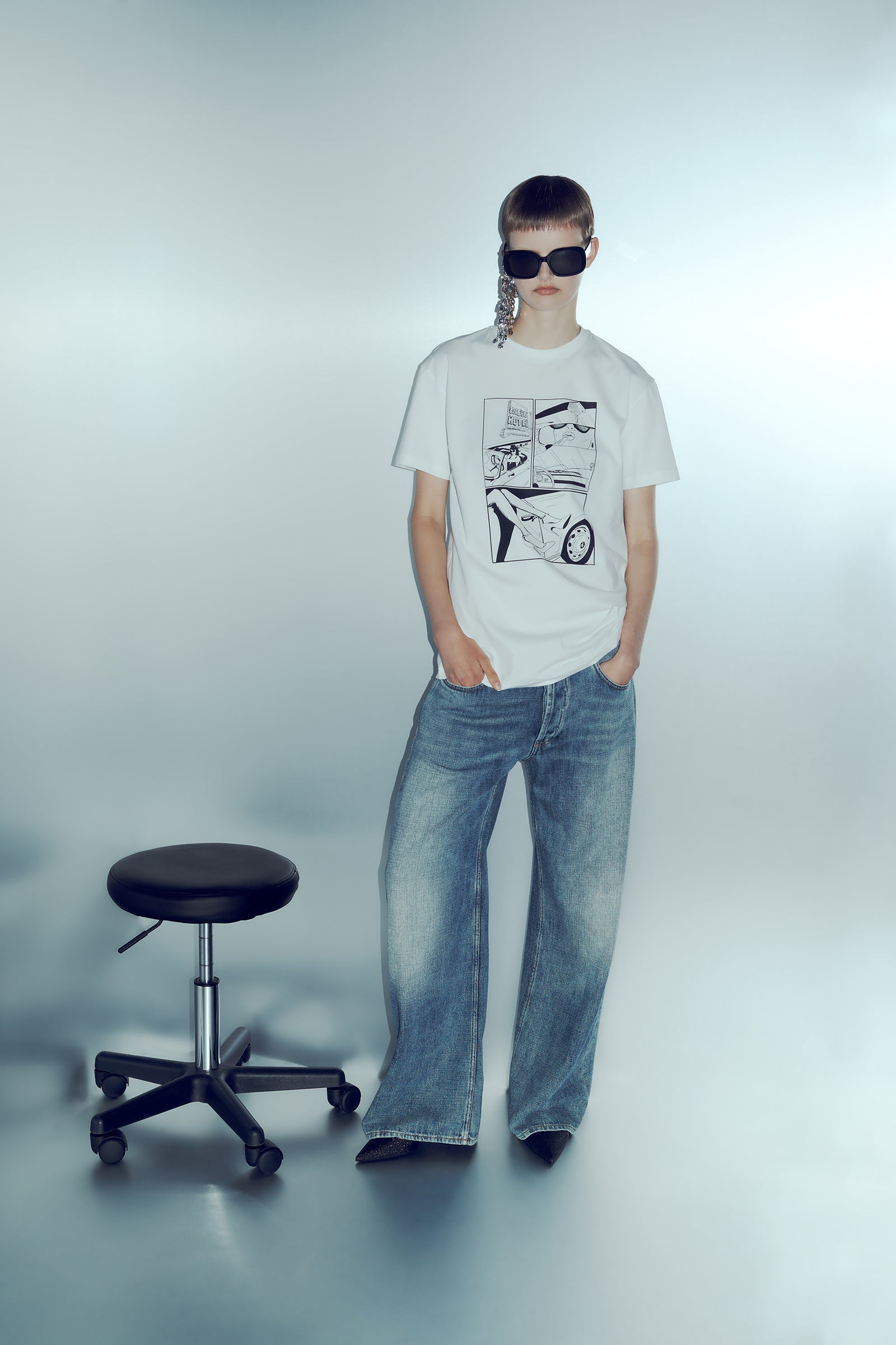 T-SHIRT STAMPA GRAFICA