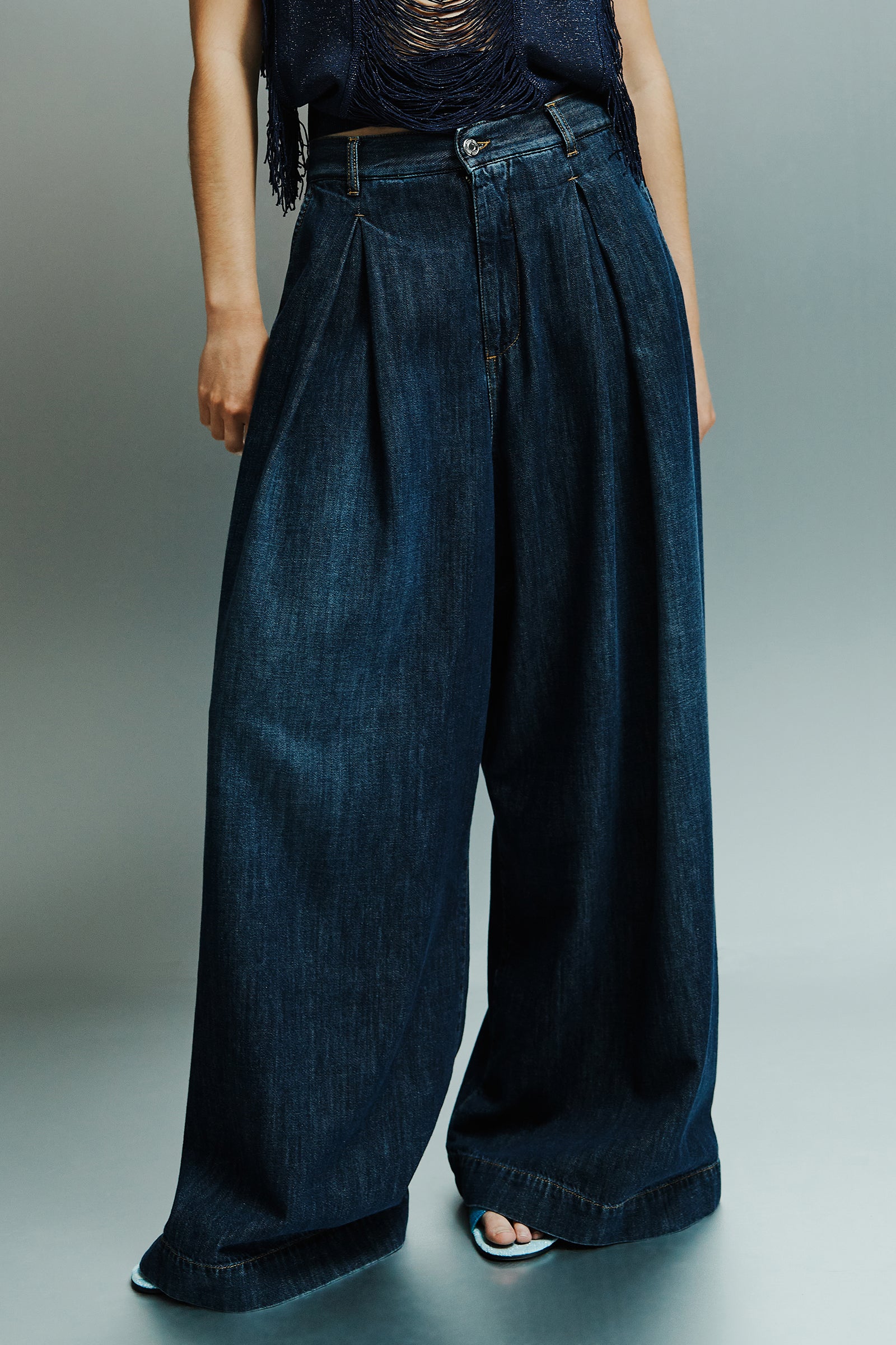 OVERSIZE JEANS MEDICAL POCKET