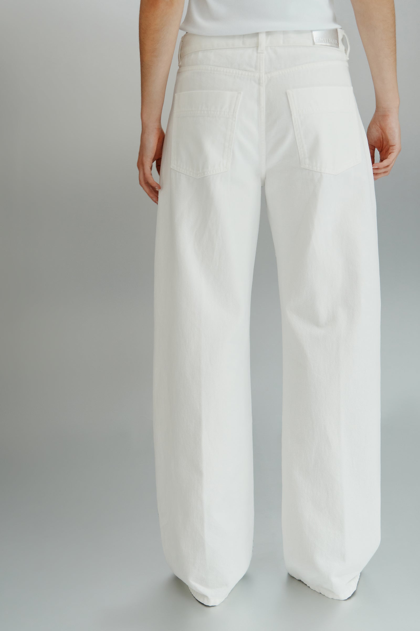 FIVE POCKET SEQUIN JERSEY JEANS