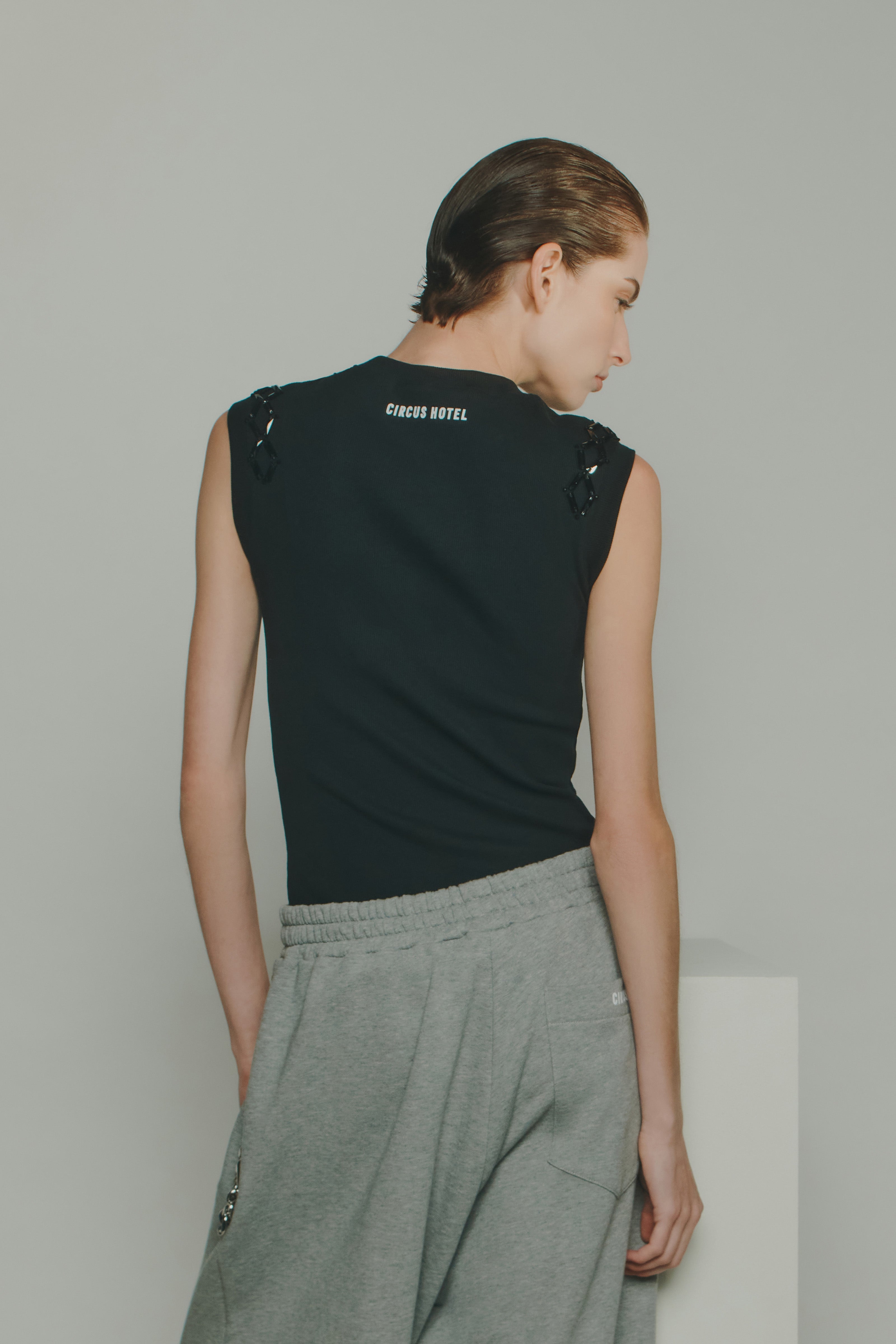 EMBROIDERED SEQUIN RIBBED TOP