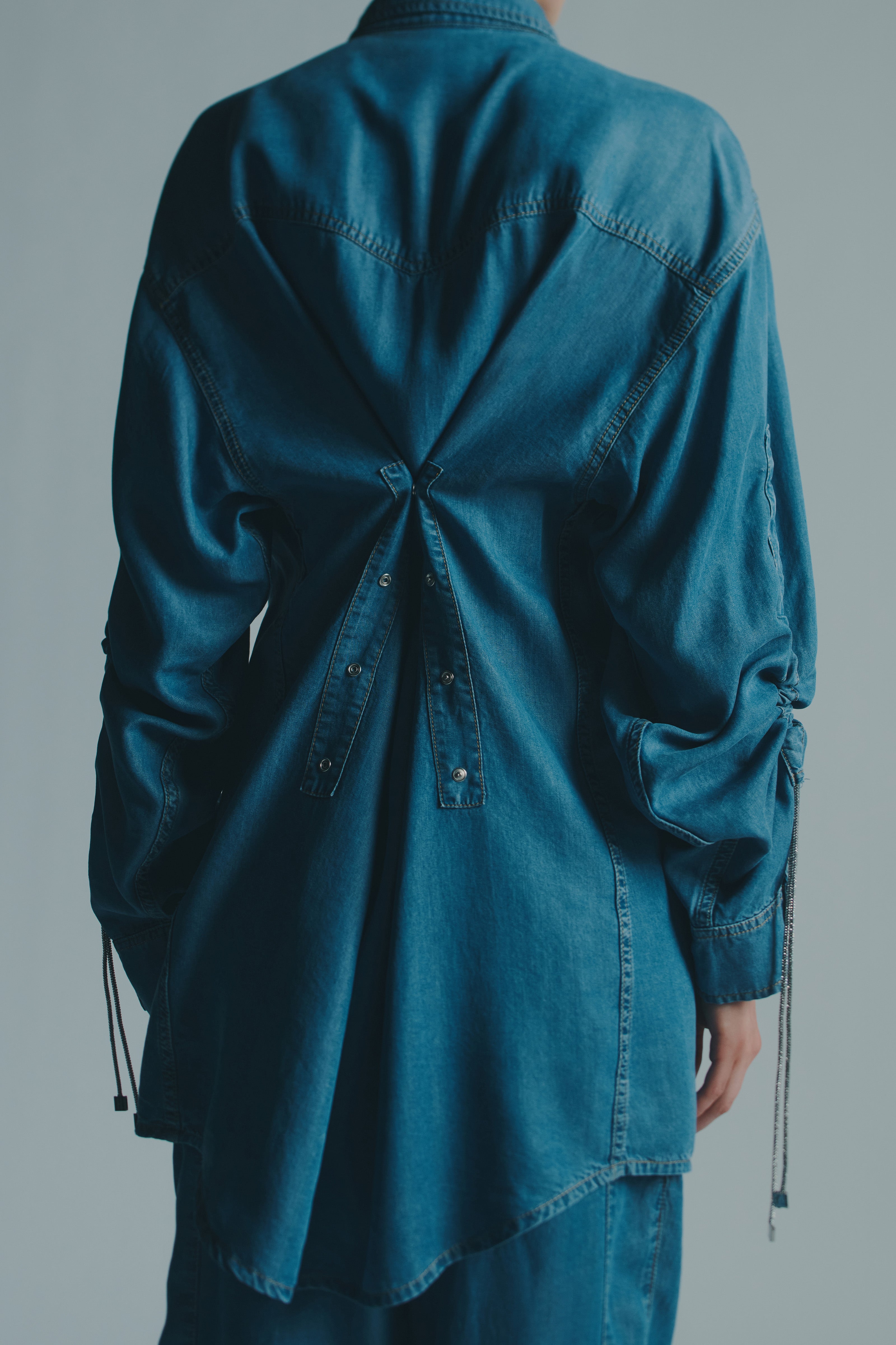 MAXI CHAMBRAY STRASS SHIRT