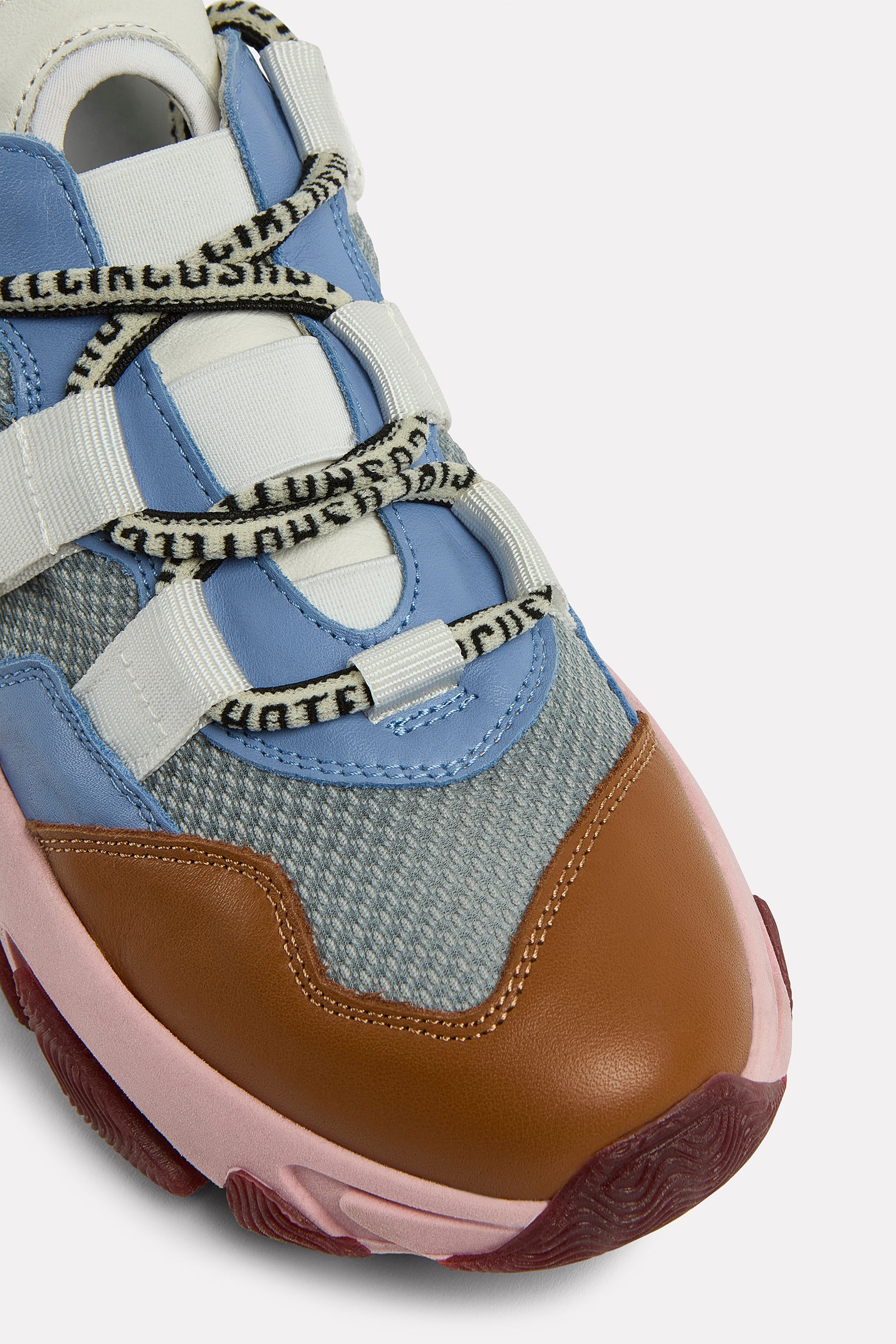 MULTICOLOR CIRCUS HOTEL SNEAKERS