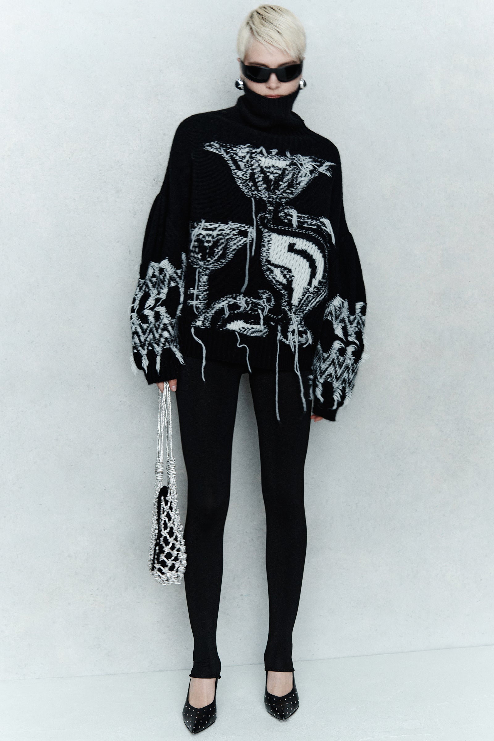 SWEATER