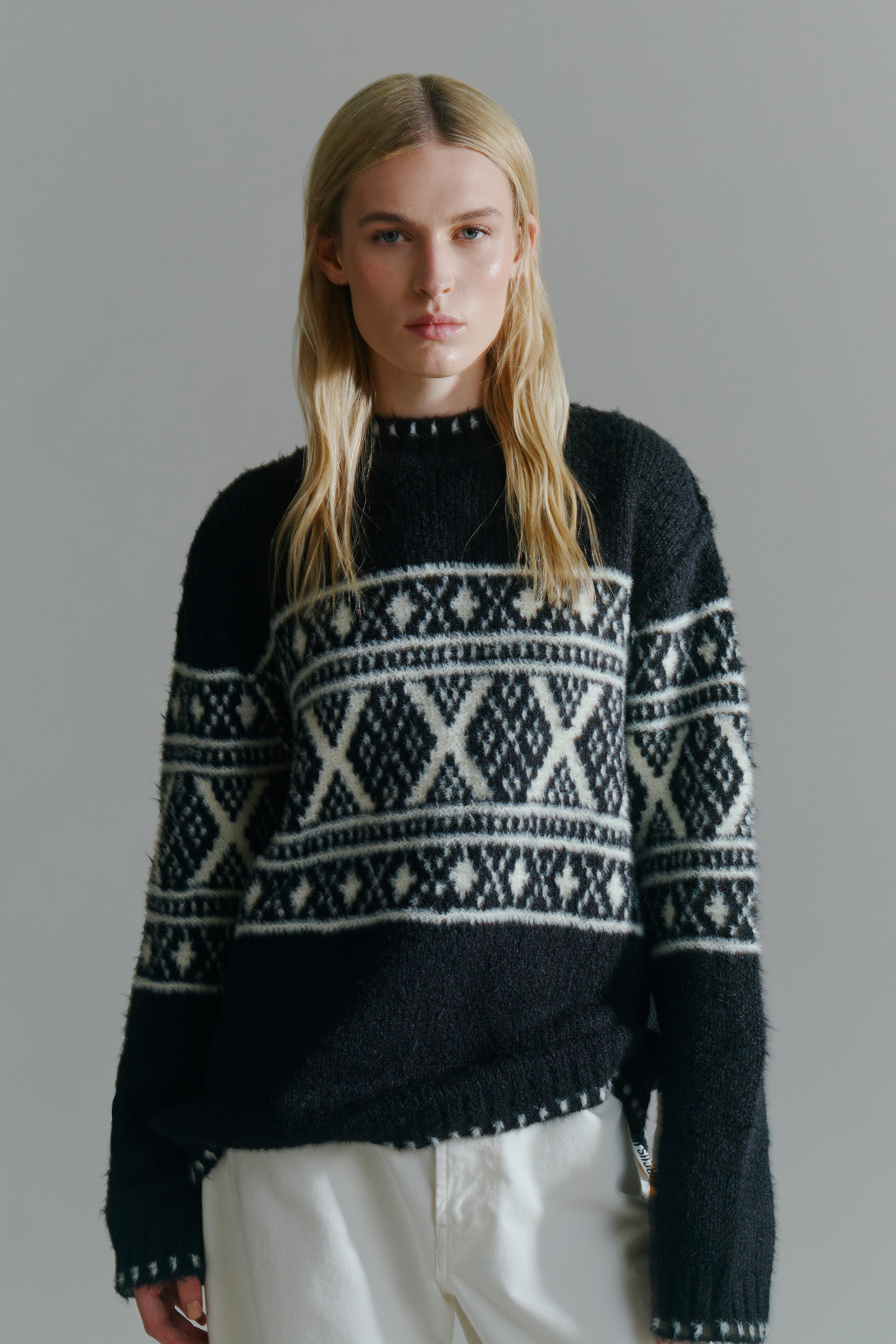 MAGLIA-MOTIVO-NORVEGESE