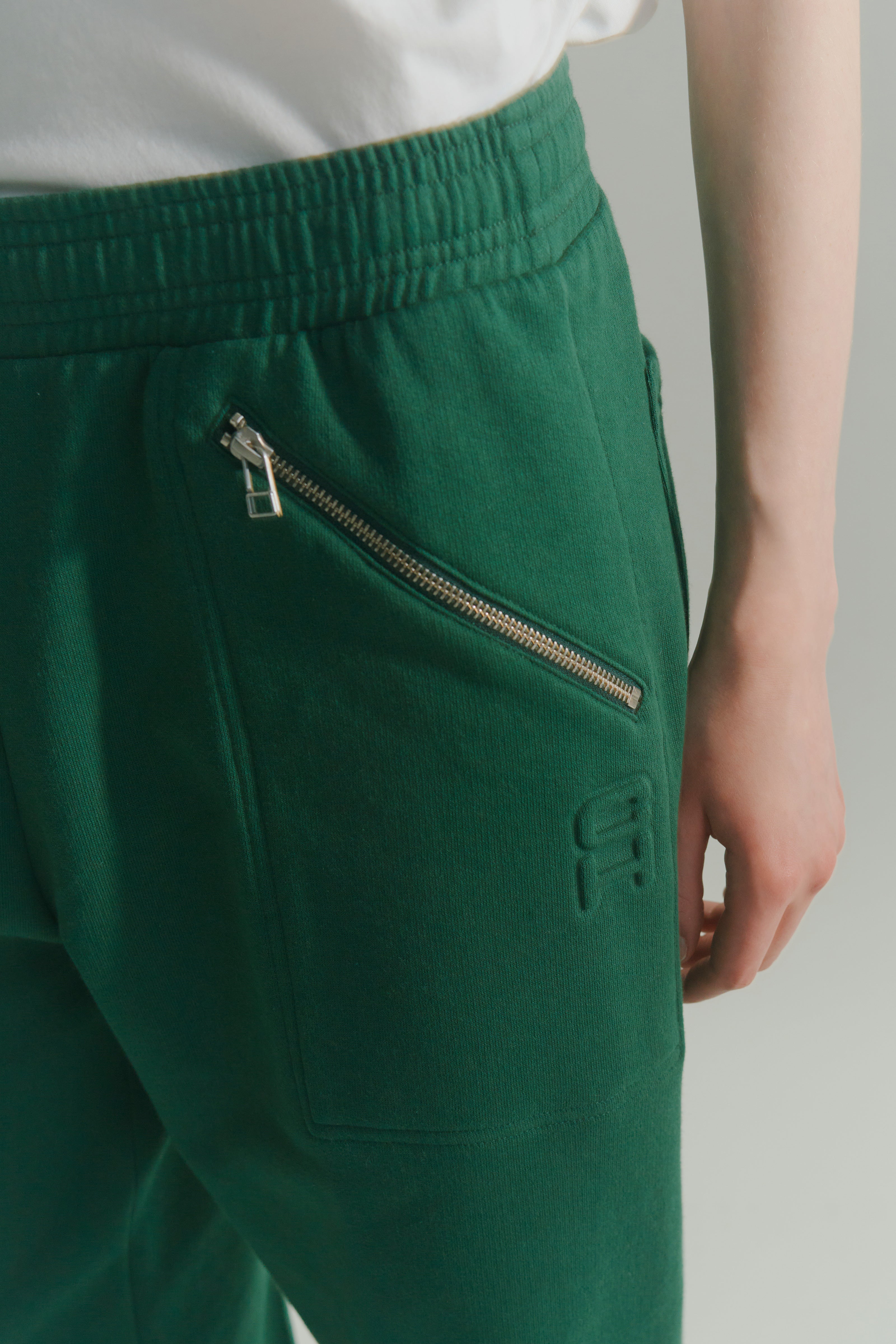 PANTALONE-JOGGER-LOGO