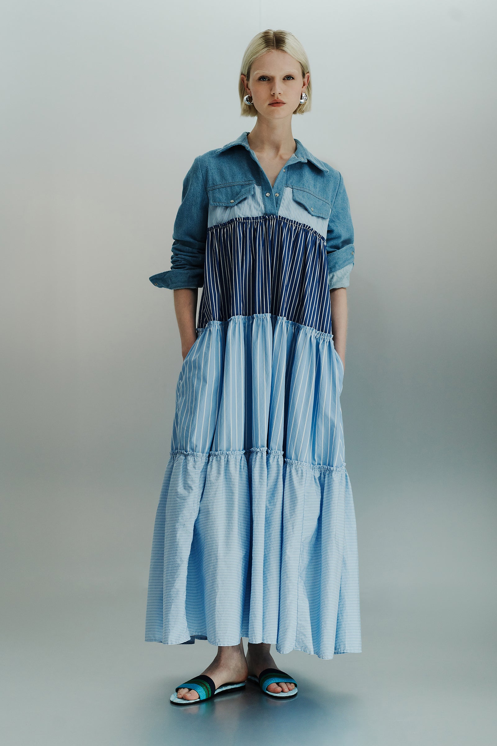 MAXI DRESS FLOUNCES DENIM POPLIN