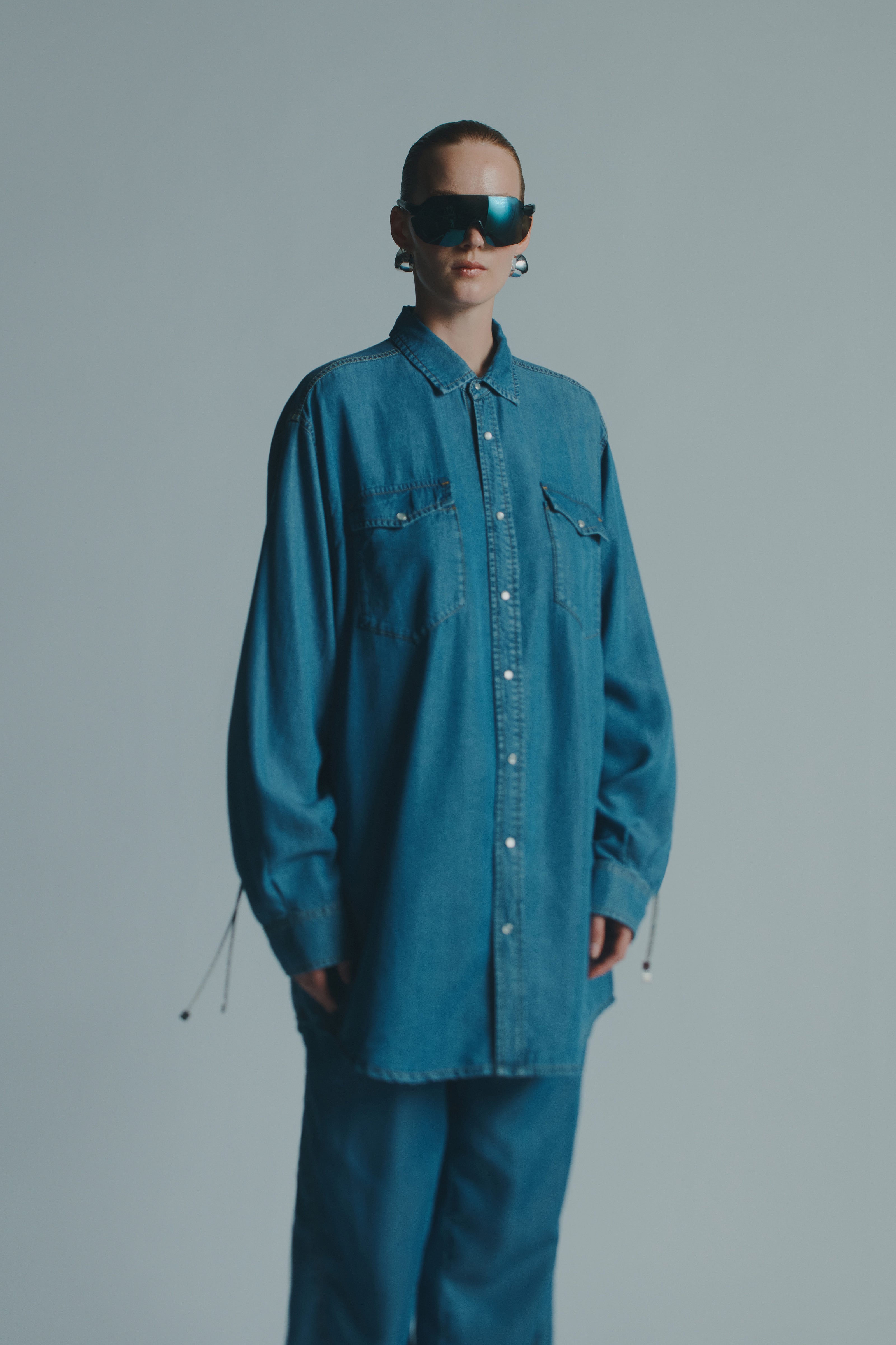 MAXI CHAMBRAY STRASS SHIRT