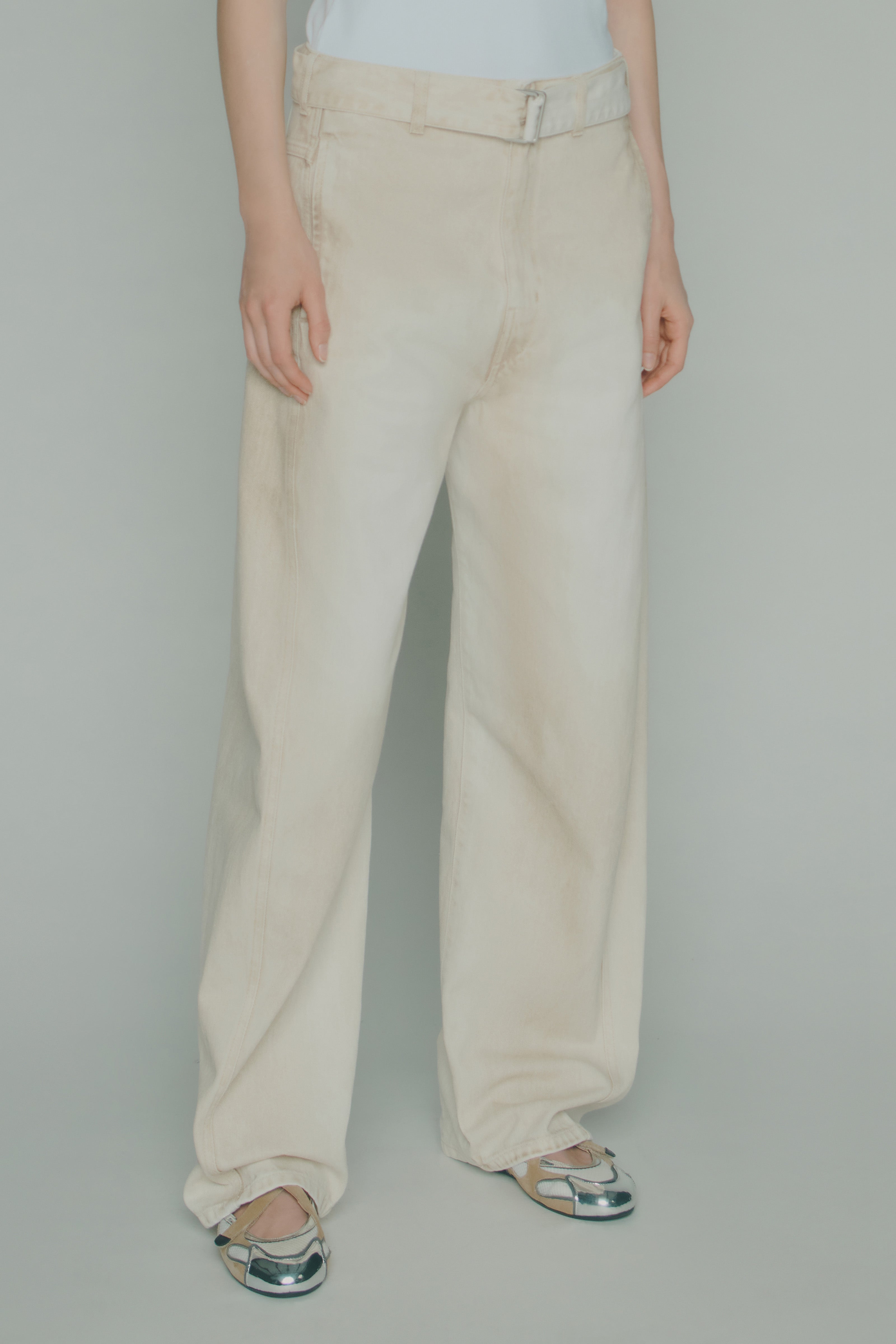 FIVE-POCKET CUT-OUT JEANS