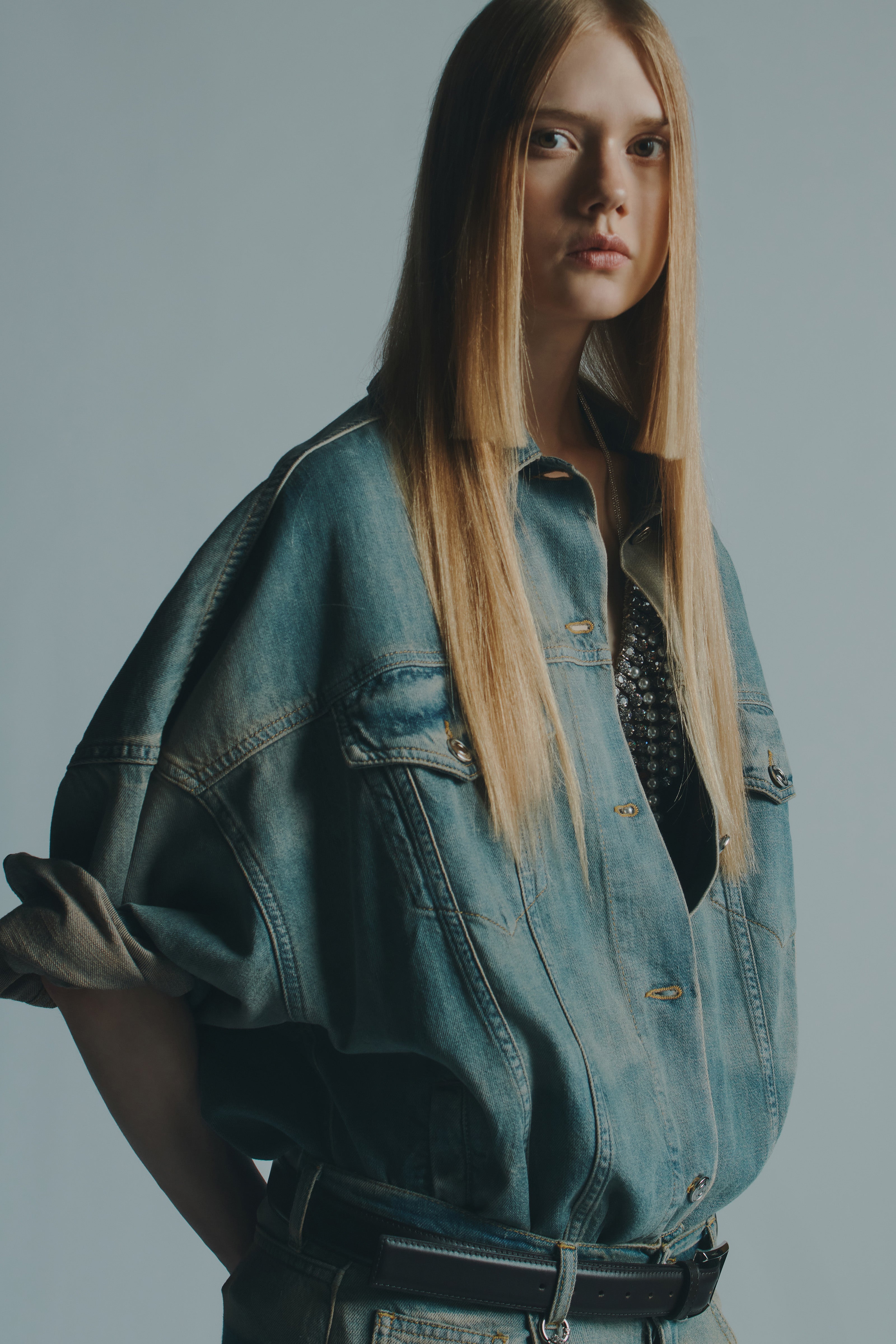 OVERSIZED DENIM JACKET