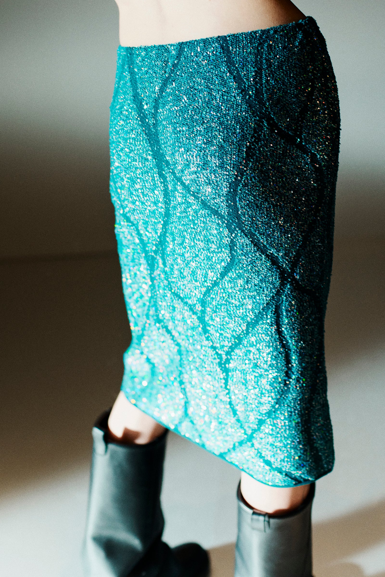 JACQUARD SKIRT WITH WAVE PATTERN