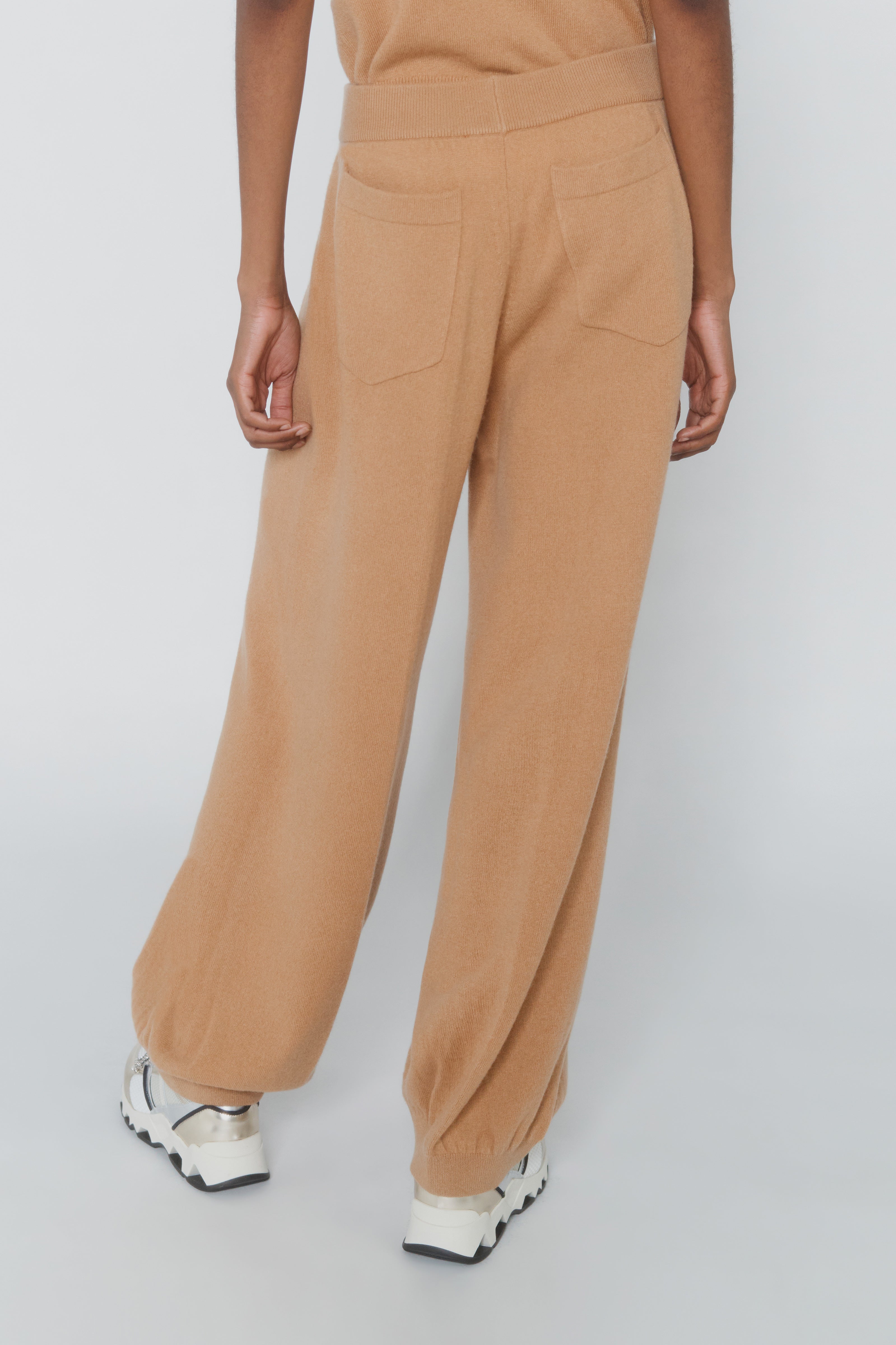 PANTALONE-JOGGER