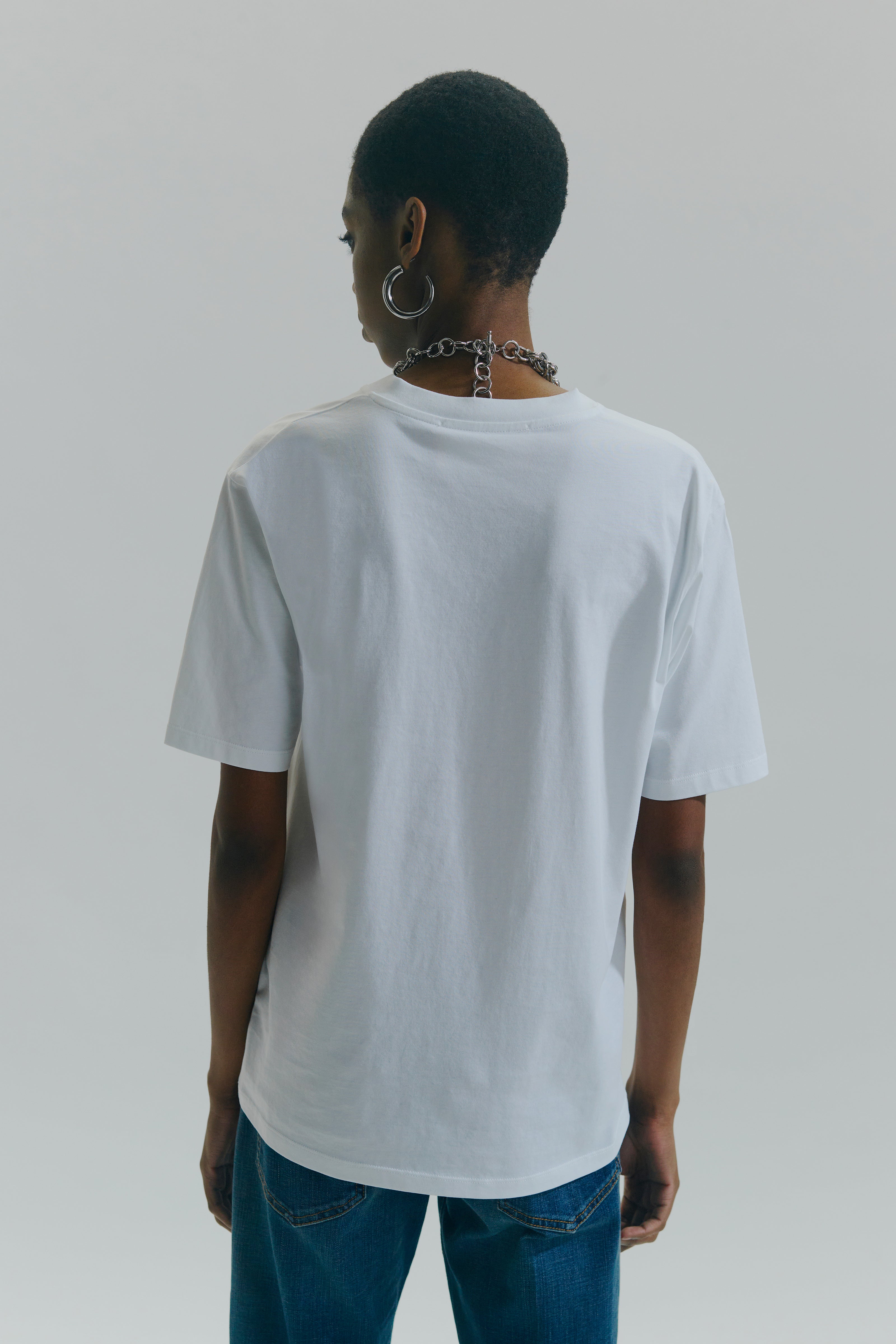 T-SHIRT-SCOLLO-V-LOGO