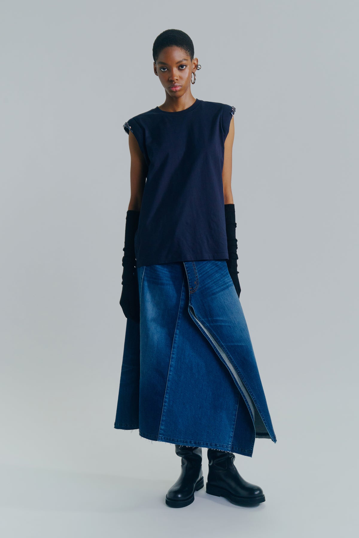 T-SHIRT-RICAMI-STRASS