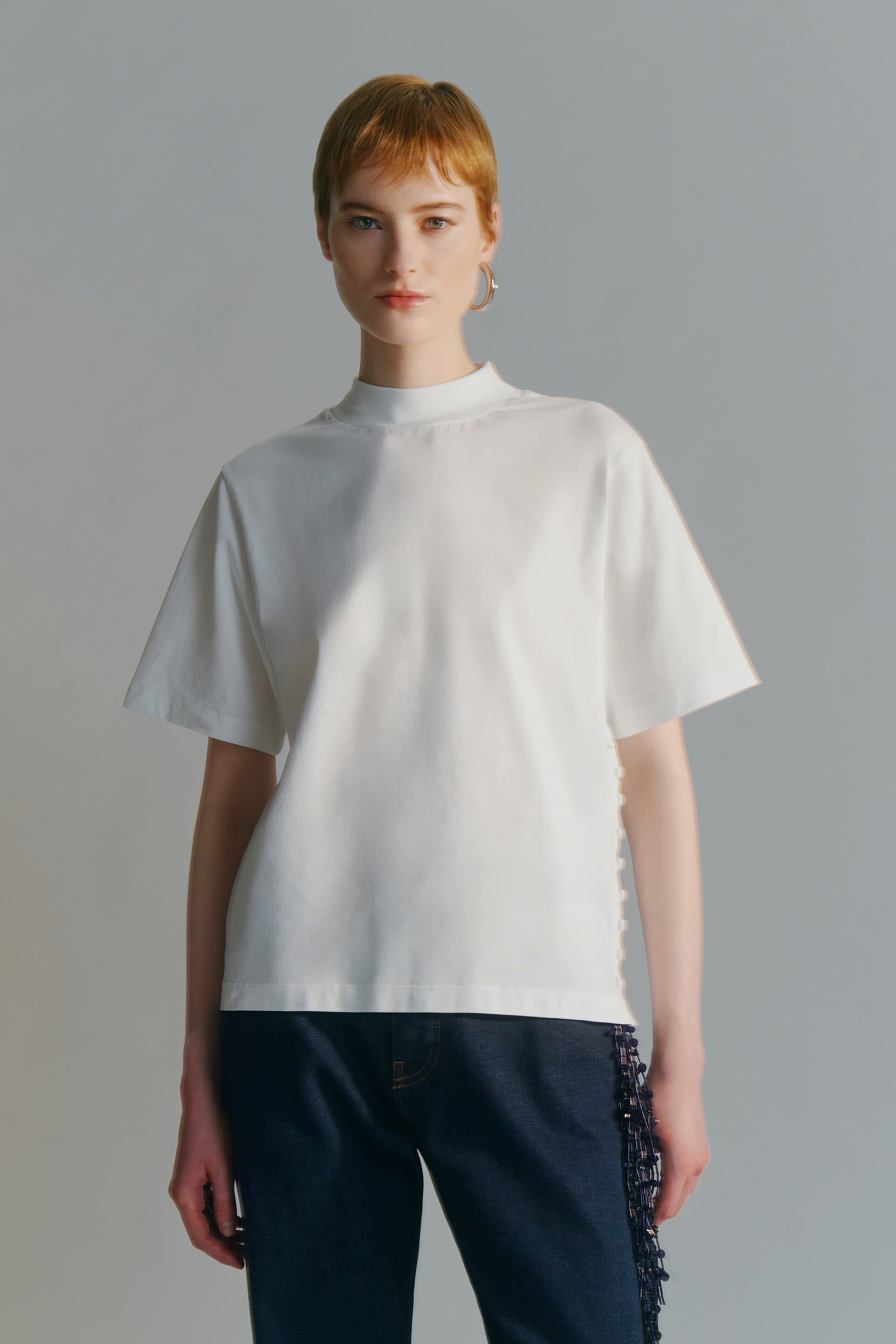 T-SHIRT-BOTTONCINI-LATERALI